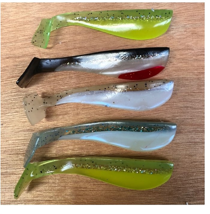 5 PC Savage Gear shad 12 cm